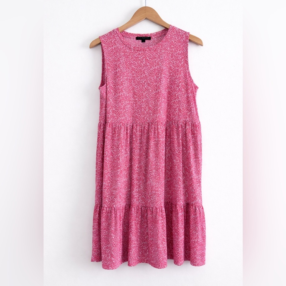 Banana Republic Salmon Patterned Tiered address size M